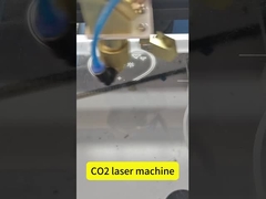 কাটিয়া এবং খোদাই প্রদর্শন